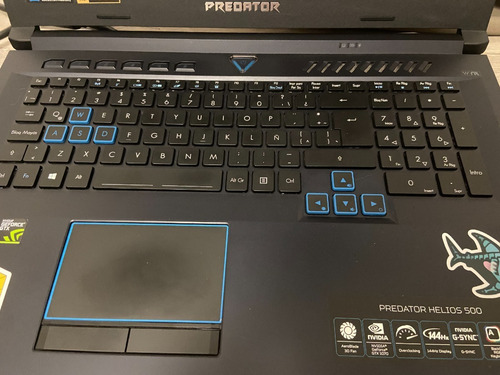 Predator Helios 500 I9 17 Pulgadas Gaming Laptop (Usado)
