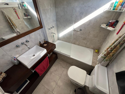 Departamento Dos Ambientes En Venta En Ituzaingo. Balcón Y Cochera