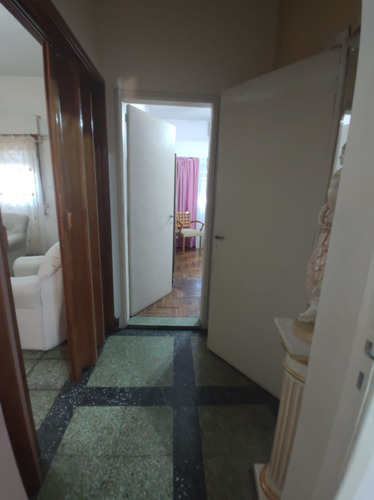 Oportunidad - Venta Casa 3 Ambientes Con Patio Y Cochera Grande - 190 M2 - Parrilla Y Quincho - Listo Para Mudarte- Villa Dominico, Avellaneda, Buenos Aires.