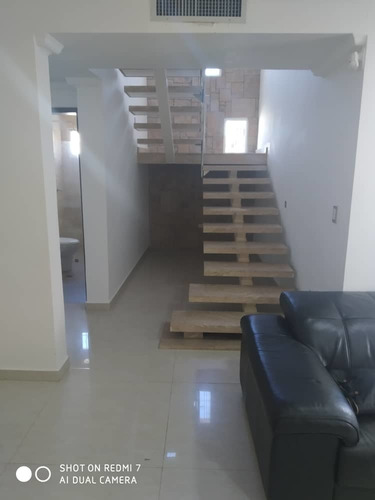 Imagen 6 de 14 de Bello Y Moderno Townhouse Alquiler Fijo Jorge Coll