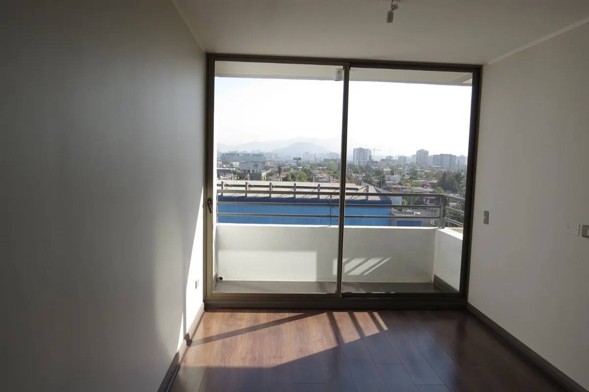 Imagen 3 de 17 de Departamento En Venta De 2 Dorm+ 2 Baños. En San Miguel