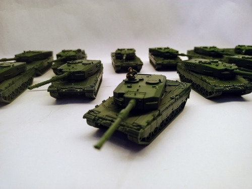 Tanque De Guerra Escala Ho + Soldado. Maqueta Imp 3d