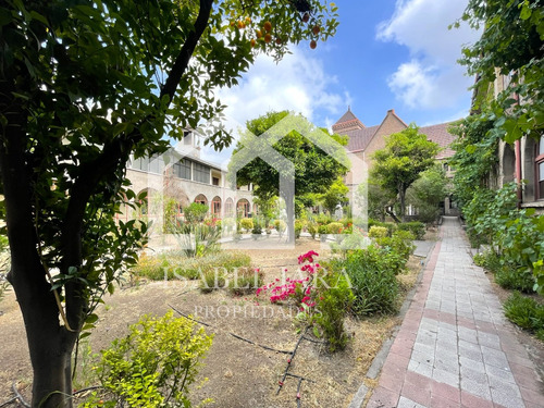 Formidable Monasterio Francés En Arriendo - Ñuñoa