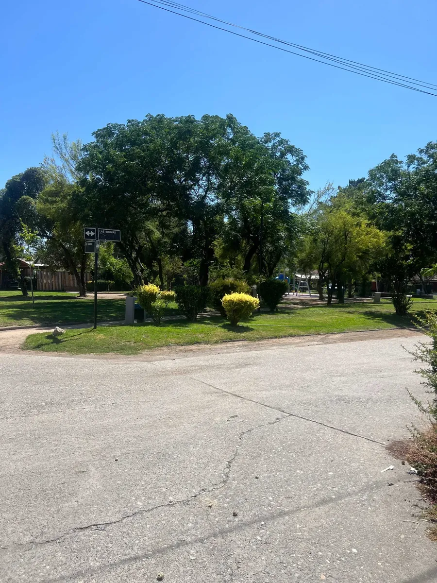 Imagen 2 de 23 de Amplia Propiedad Venta Ñuñoa (154932)