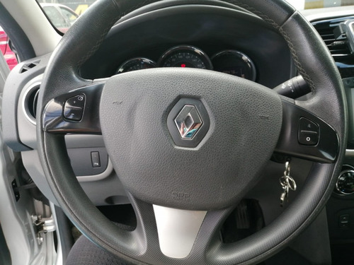 Imagem 5 de 10 de Renault Logan 1.0 12v Sce Flex Authentique Manual