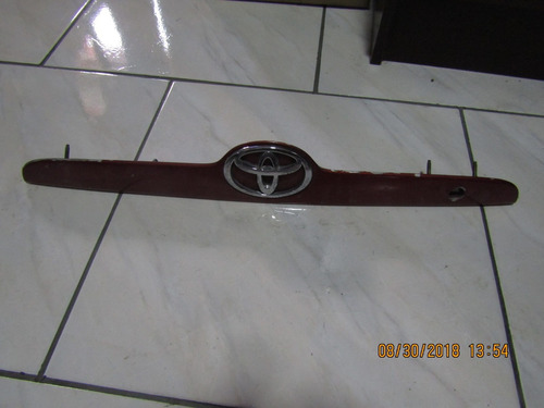 Moldura De Luz De Placa Toyota Corolla 2003-2008