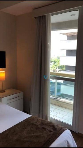 Imagem 16 de 19 de Flat Com 1 Dormitório Para Alugar, 60 M² Por R$ 3.500,00/mês - Alphaville - Barueri/sp - Fl0040