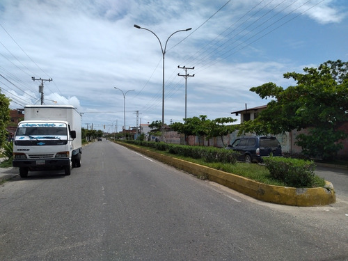 Imagen 12 de 13 de Venta Casa Av. Andrés Eloy Higuerote