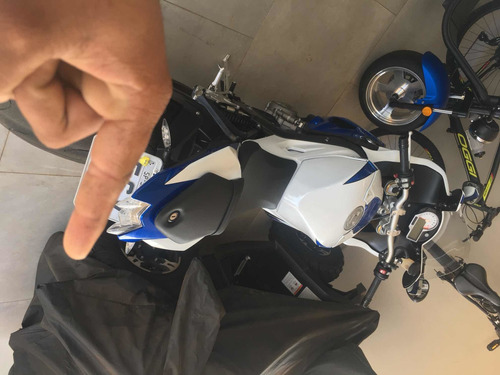 Bmw R1000
