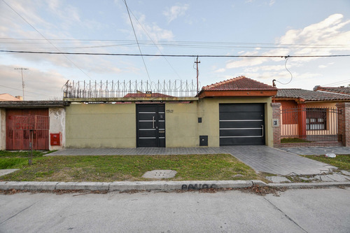 Casa En Venta En Berisso