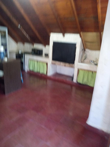 Quinta En Venta - 5 Dormitorios 4 Baños - Cocheras - 1.200mts2 - General Rodríguez