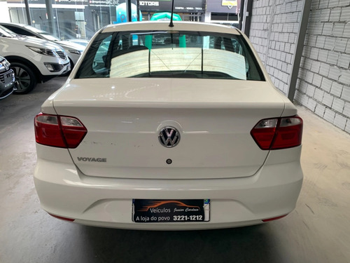 Volkswagen Voyage 1.0 12V MPI TOTALFLEX 4P MANUAL