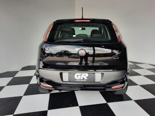 Imagem 8 de 14 de Fiat Punto 1.6 Essence 16v Flex 4p Manual