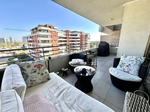 Departamento En Venta De 4 Dorm. En Las Condes