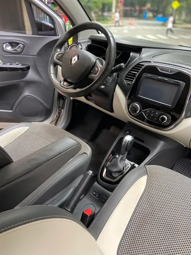 Renault Captur 2.0 Intens Automática