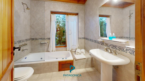 Venta Casa 2 Dorm 149m2 Complejo, Amenities Puerto Manzano Villa La Angostura