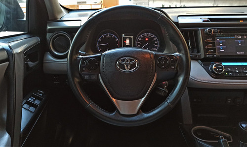Imagen 13 de 15 de Toyota Rav4 2018 2.5 Xle At