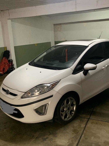 Ford Fiesta Kinetic Titanium Des