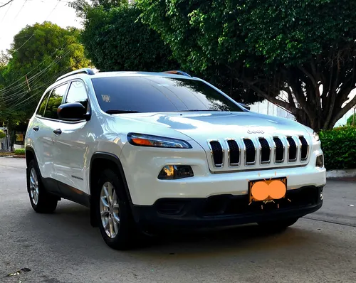 Jeep Cherokee 2.4 SPORTS