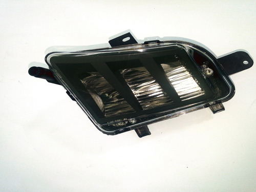 Imagem 3 de 9 de Farol De Milha Neblina L/e Golf Gti 2014 Em Diante