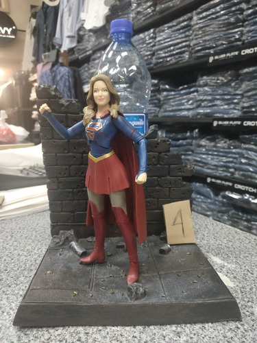 Dc Supergirl / Melissa Benoist, Multiverse, Doomsday Wave!! (Usado)