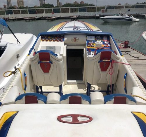 Imagen 9 de 9 de Lancha Deportiva Cigarette Top Gun 38 Lv1673