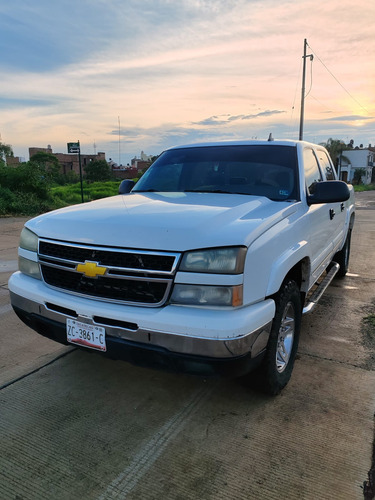 Chevrolet Silverado 5.4 2500 Cab Dob Ls On Star 4x4 At