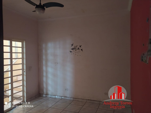 Casa Padrão À Venda Em Taubaté/sp - 965