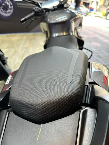 Pulsar Ns400z