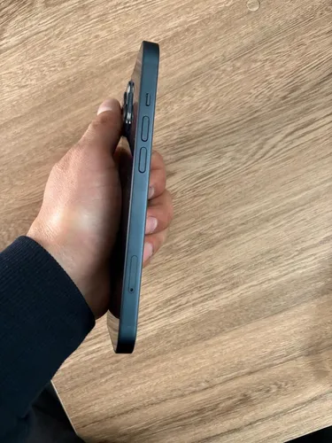 iPhone 13 De 128 Prácticamente Nuevo (3 Meses De Uso) (Usado)