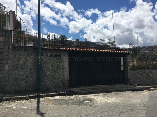 Casa En Venta En Prados Del Este 