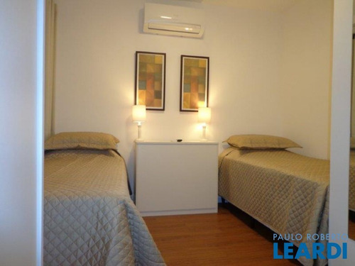 Imagem 9 de 14 de Flat - Itaim Bibi - Sp - 576685