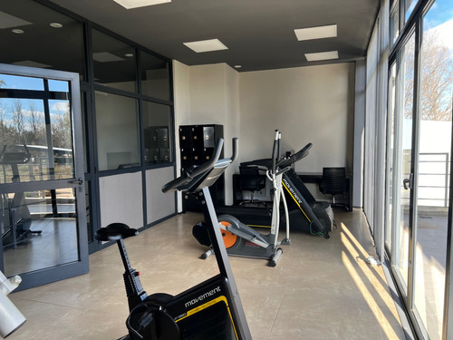 Exclusivo Depto En Venta En Carpinchos De Otamendi Luxury Residencial