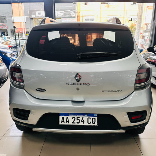 Renault Sandero Stepway 1.6 Dynamique 105cv