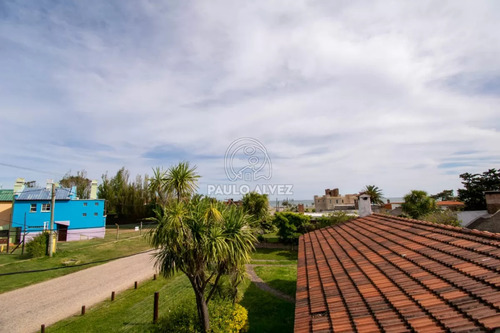 Dúplex Modernos, A Metros Del Mar . Piriapolis Balneario Ideal Para La Familia
