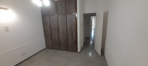 Complejo De Departamentos Sobre Crio. Valerga 1528