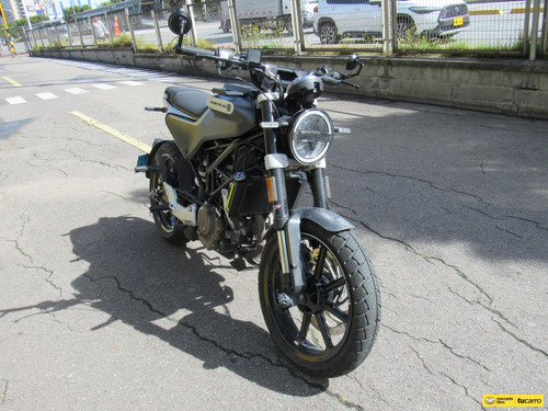 Imagen 20 de 25 de Husqvarna Svartpilen 200 Te