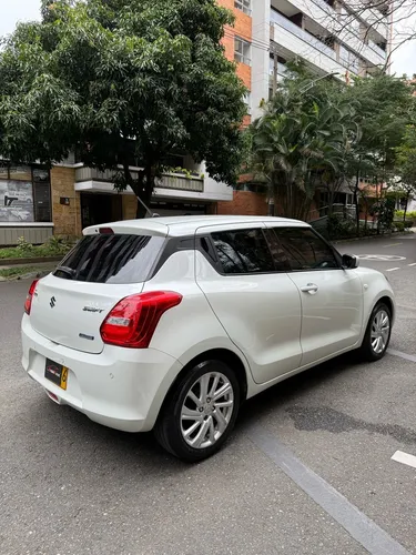 Suzuki Swift 1.2 Hybrid Mt