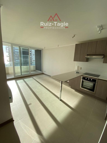 Imagen 9 de 18 de Venta De Bello Departamento Costas De Montemar, Entrelomas