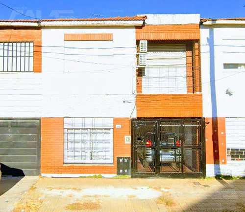 Muy Buen Duplex De 4 Ambientes Completamente Independiente Con Garage