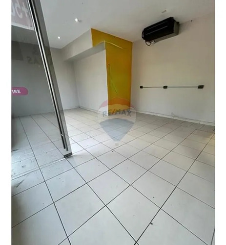 Local Comercial En Las Condes, Gran Oportunidad