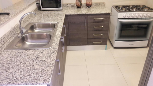 Imagen 5 de 14 de Venta De Apartamento En Ph Midpark At Carrasquilla, 20-10036