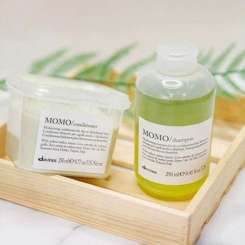 Kit Hidratante Shampoo Y Acondicionador Davines Momo 250 Ml