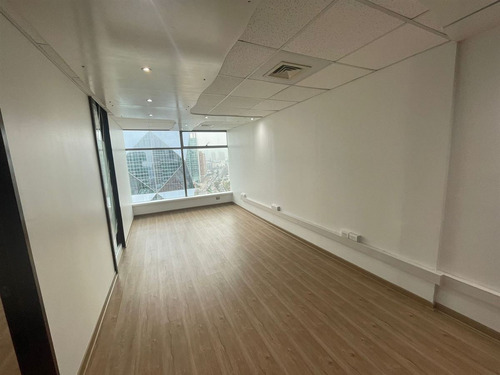 Oficina En Arriendo En Las Condes