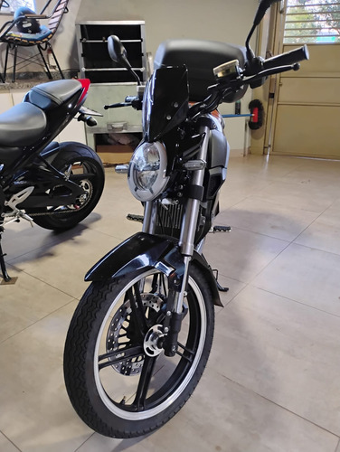 Shineray She-s 3000 She-s Autonomia 80km Velocidade Máx Até