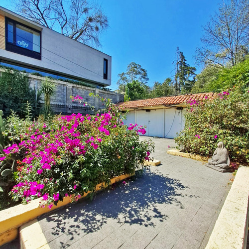 Venta De Terreno Con Construcción En Privada En Las Lomas