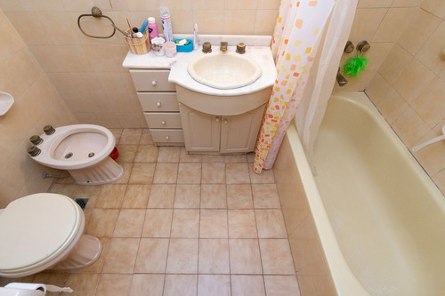 Dúplex En Martínez, Lote Propio, Pileta Y Quincho
