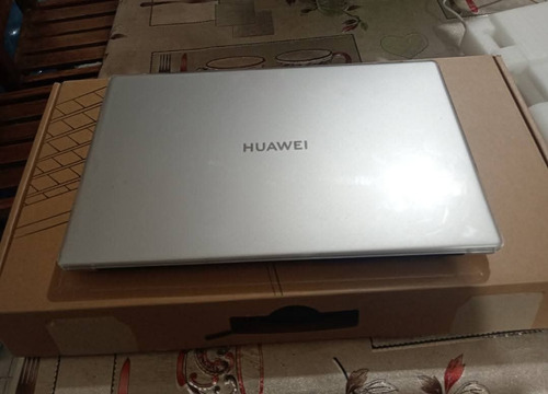 Notebook Huawei Matebook D15 Ryzen 7 16gb+512gb Gris (Usado)