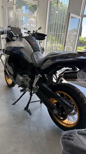 Voge 900 Dsx