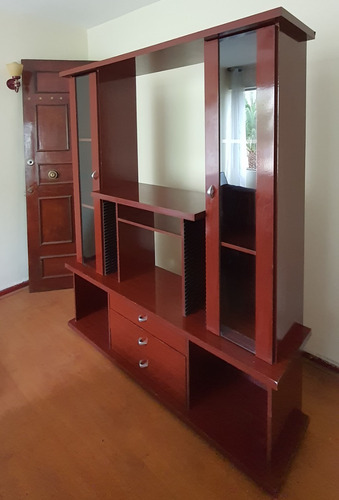 Mueble Rack Tv Para Living Room Con Espacio Cd  (Reacondicionado)